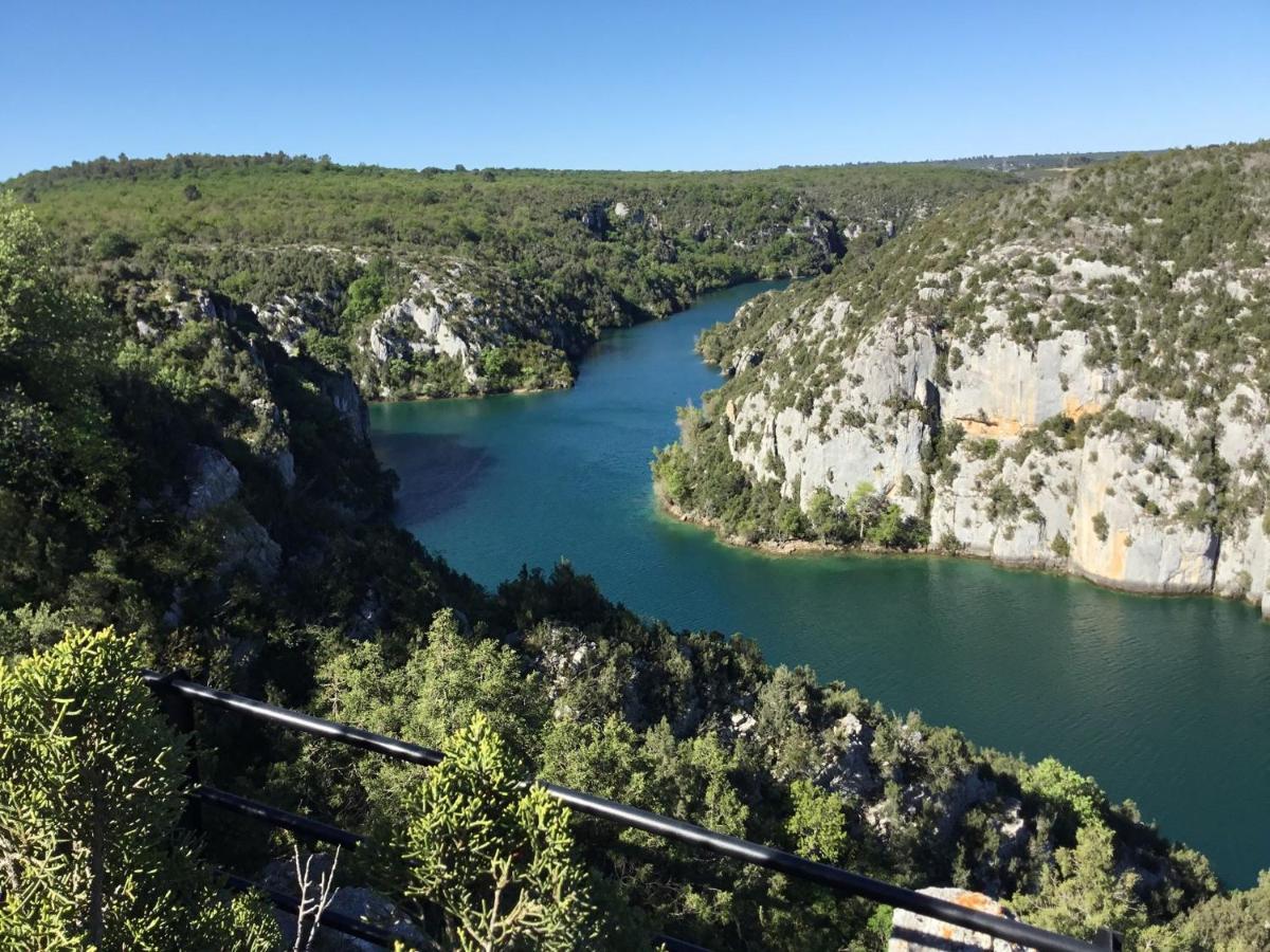 Le Romarin-Topdestination-Aups Exteriör bild